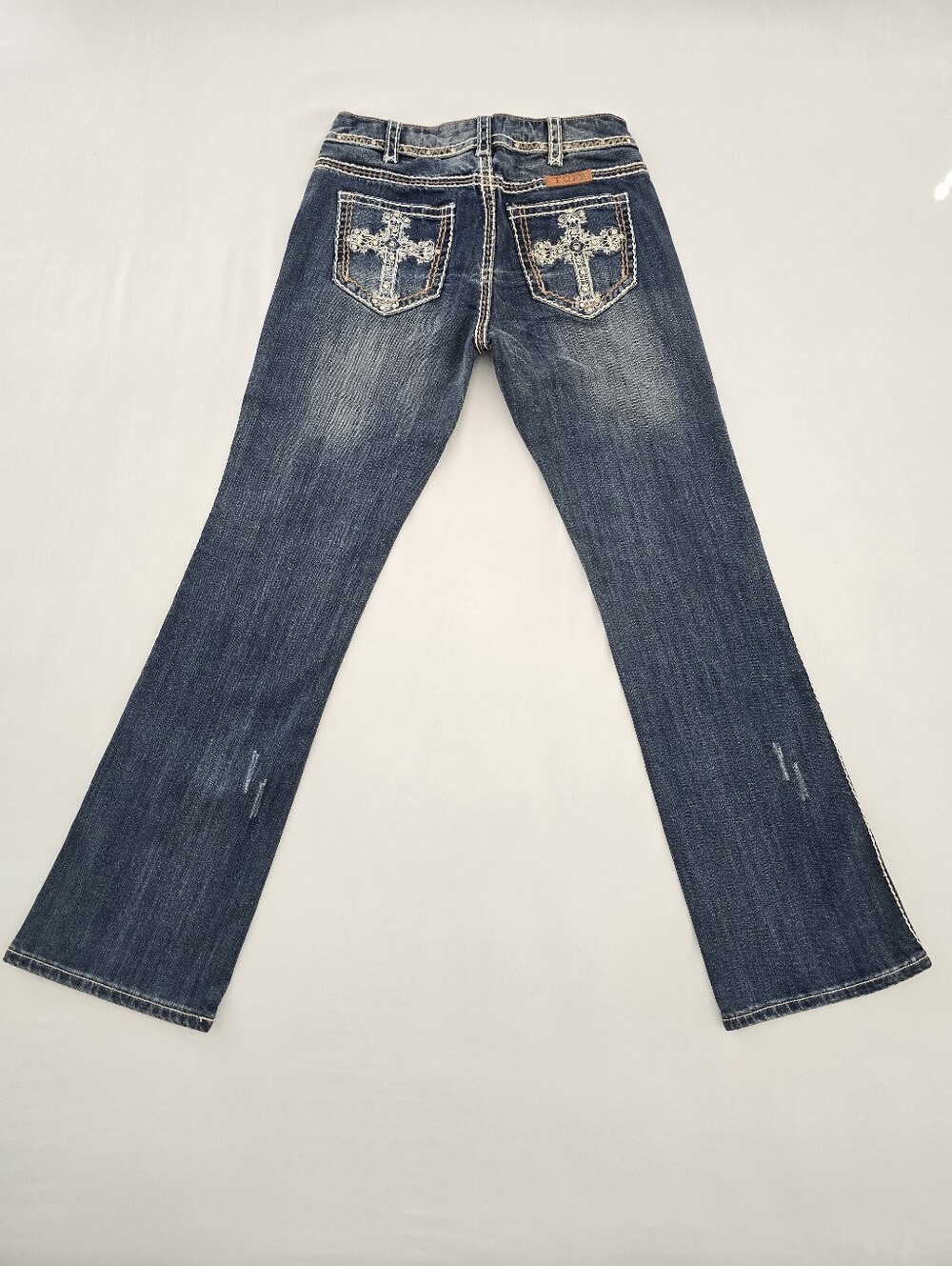 Cowgirl Tuff Size 27 Jeans With Embellished Back Pockets